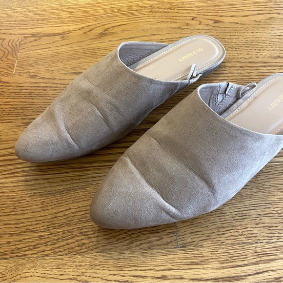 Old Navy Shoes - Old navy faux suede slides